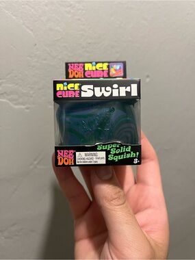 Needoh Nice Cube Swirl Super Solid Squish!